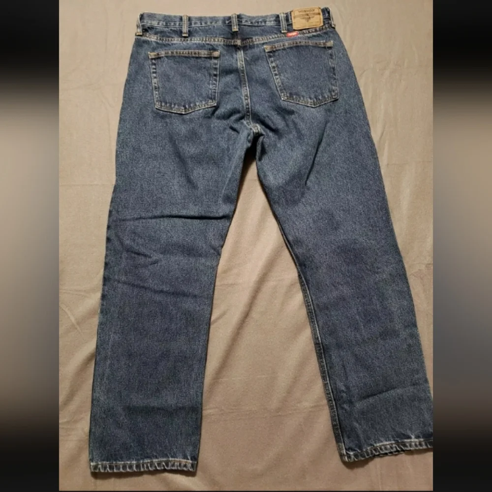 Wranler Jeans size 36x30 Blue